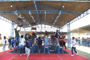 LOMBA KICAU BURUNG LMG