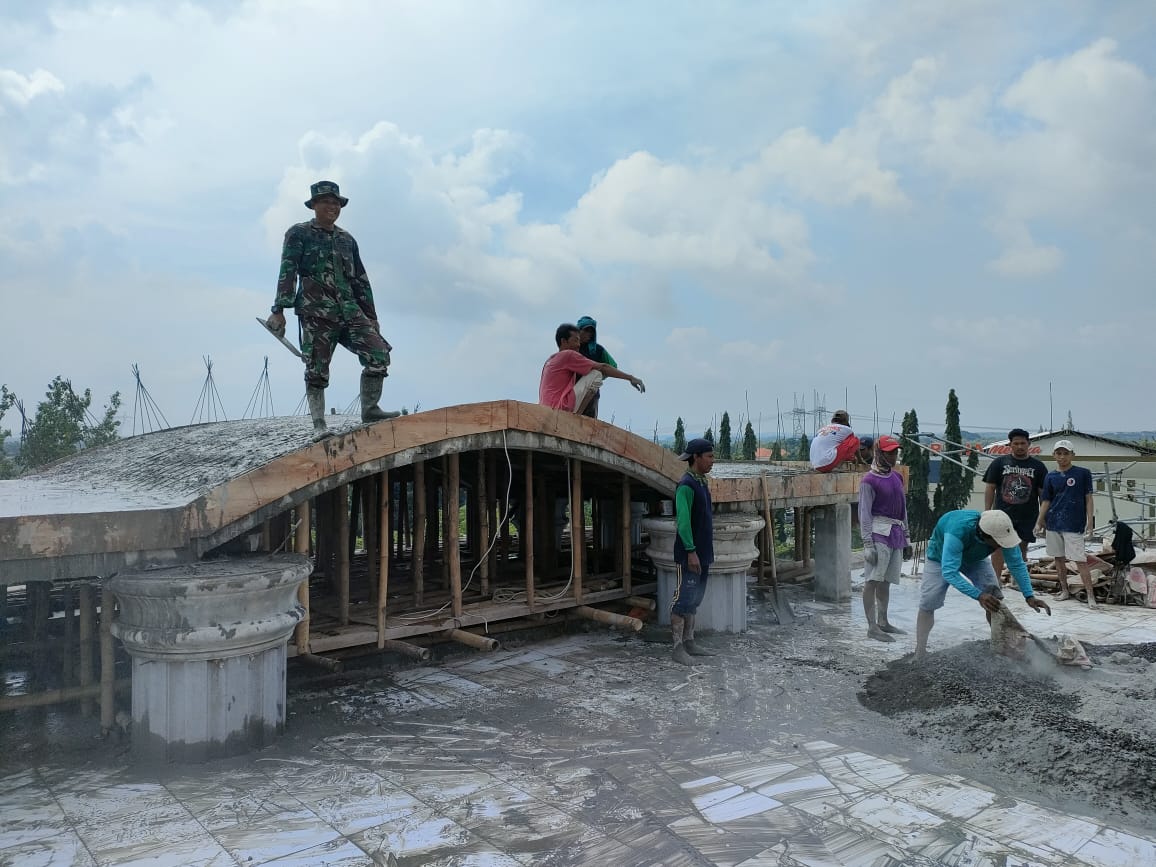 BANGUN SARANA IBADAH
