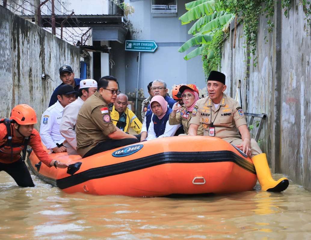 tinjau banjir