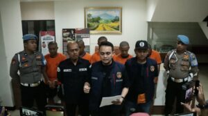 GRESIK TEWAS